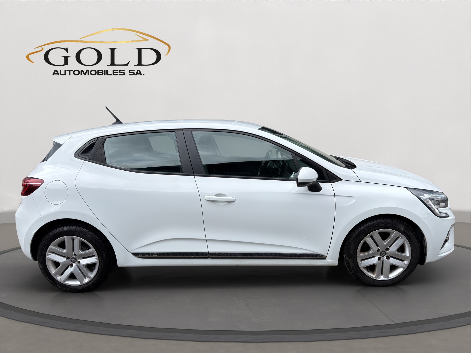 RENAULT Clio 1.3 Business EDC-image-11