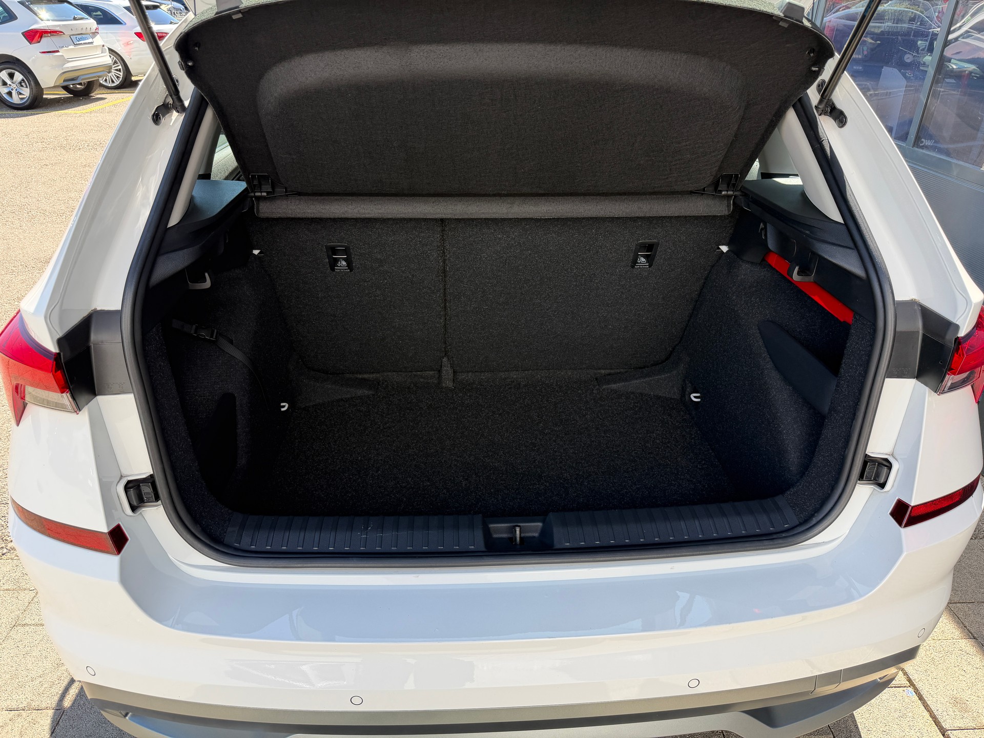 SKODA Kamiq 1.0 TSI Ambition DSG-image-5