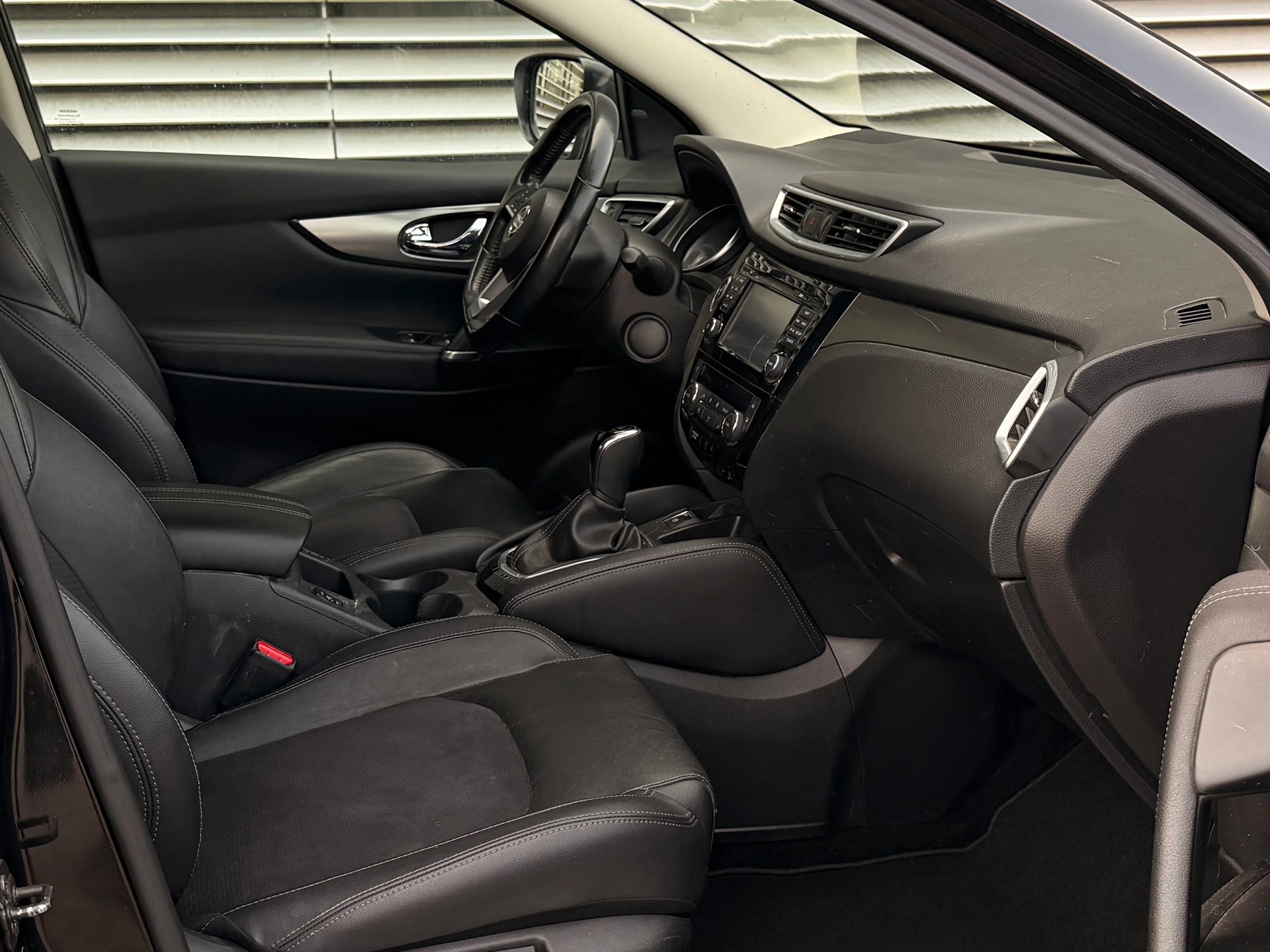 NISSAN Qashqai 1.6 dCi tekna+ Xtronic CVT-image-5
