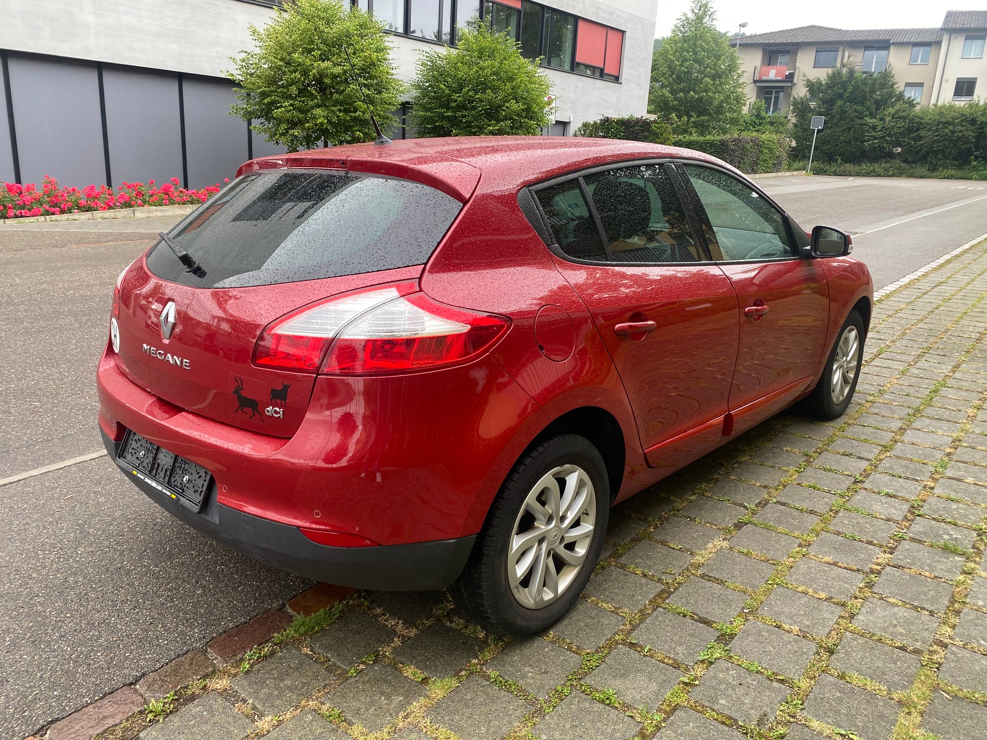 RENAULT Mégane 1.5 dCi Swiss Edition EDC-image-6