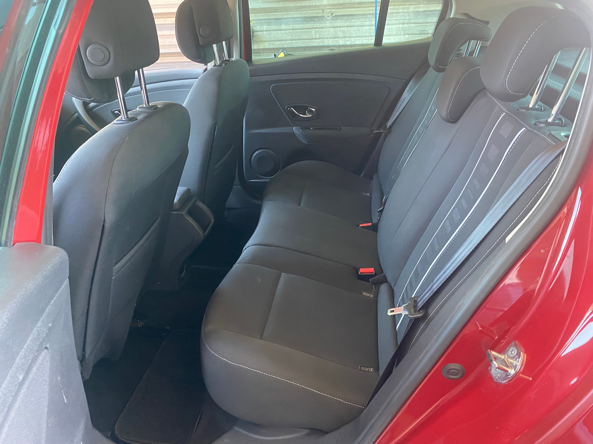 RENAULT Mégane 1.5 dCi Swiss Edition EDC-image-11