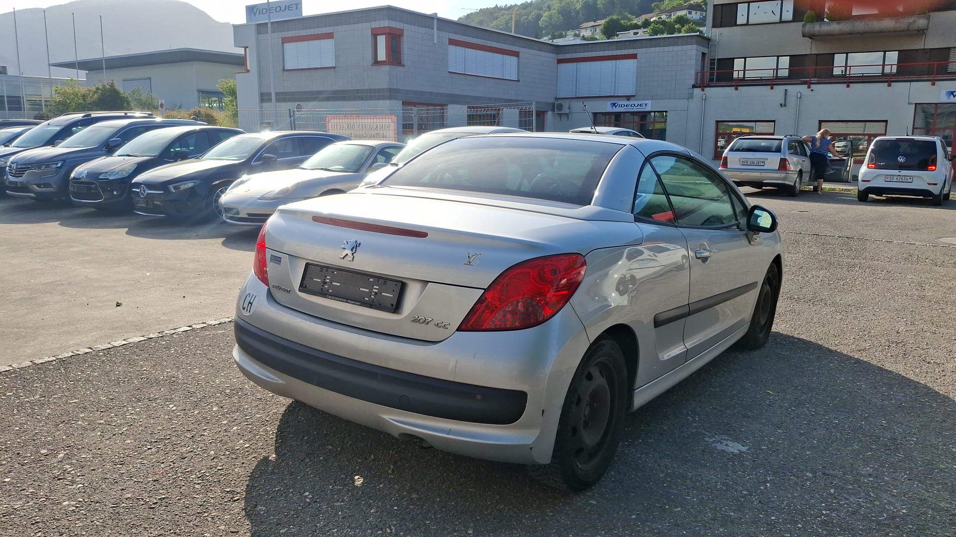 PEUGEOT 207 CC 1.6 16V Platinium Edition Automatic-image-6