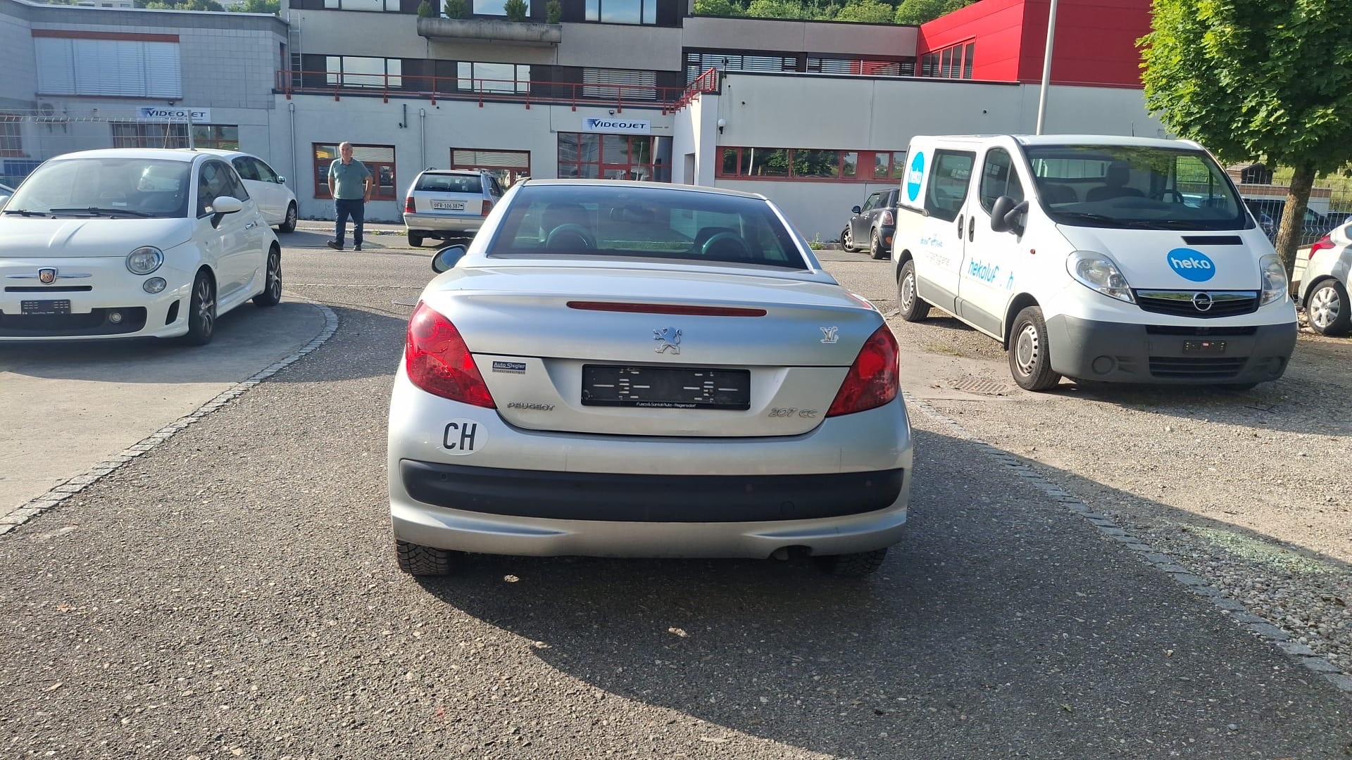 PEUGEOT 207 CC 1.6 16V Platinium Edition Automatic-image-2