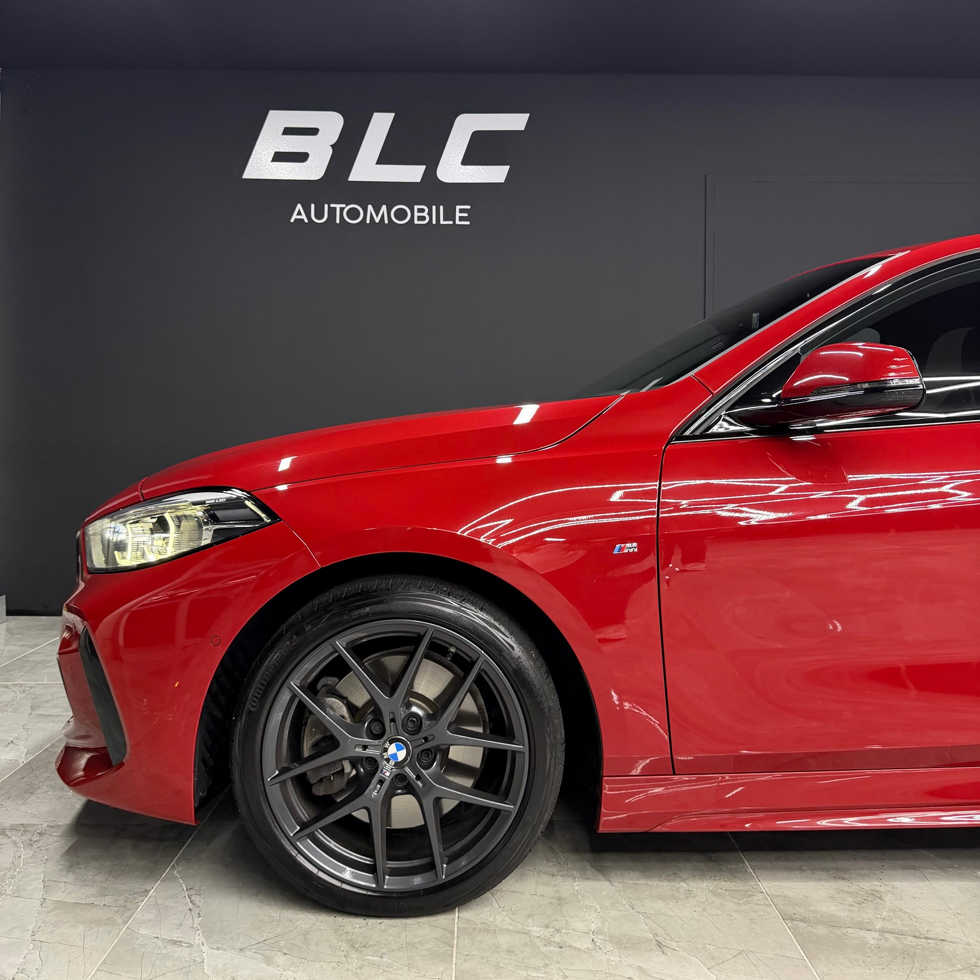 BMW 120d xDrive Steptronic M Sport-image-3