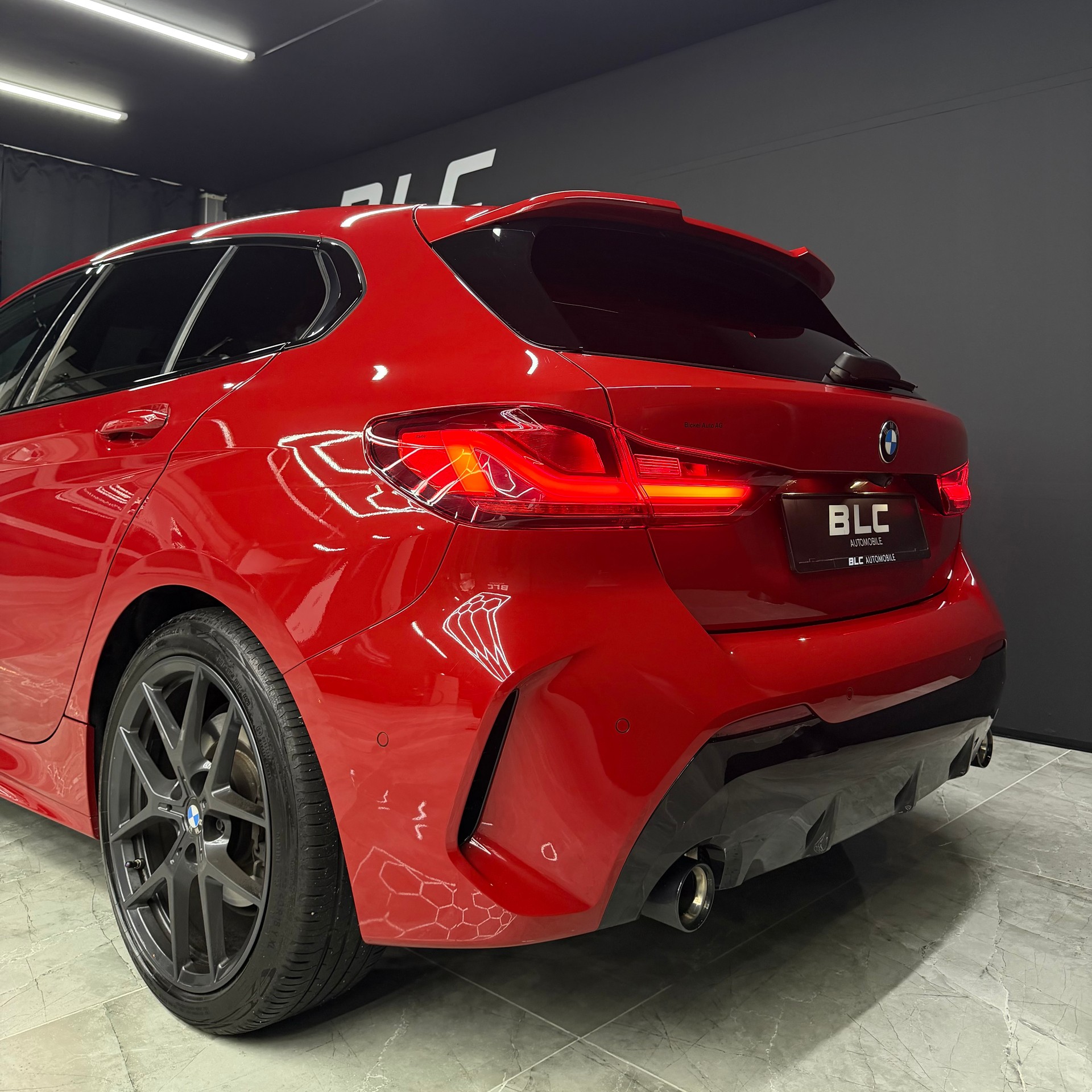 BMW 120d xDrive Steptronic M Sport-image-6