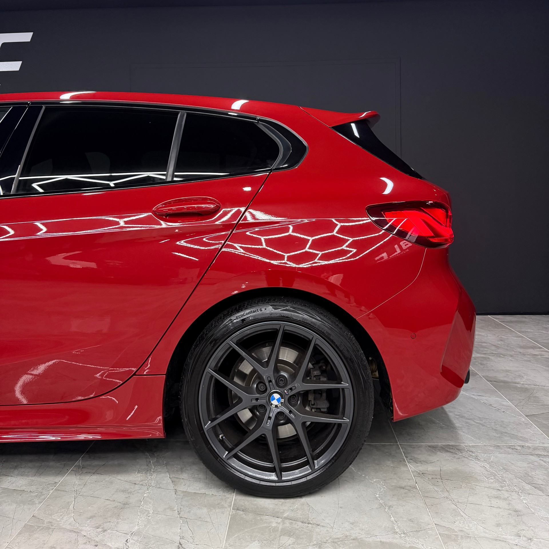 BMW 120d xDrive Steptronic M Sport-image-5