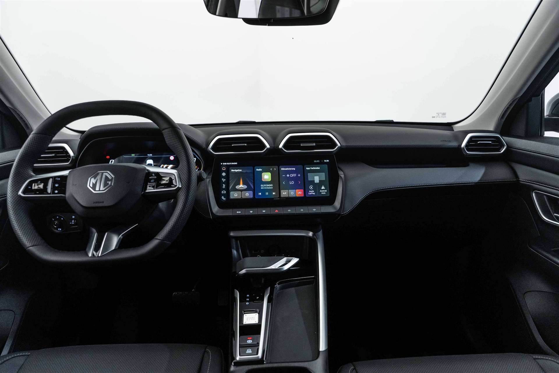 MG ZS 1.5 HEV Luxury Automat NEW-image-8