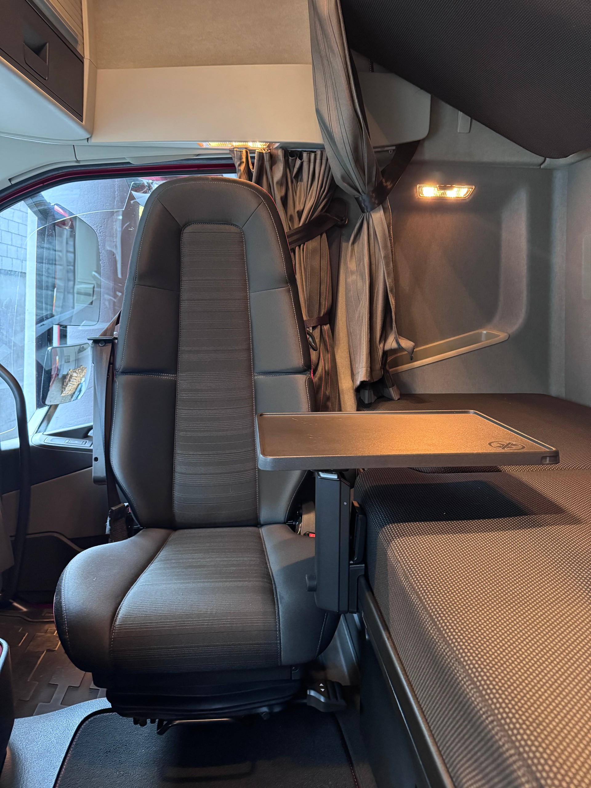 VOLVO FH 500-image-5