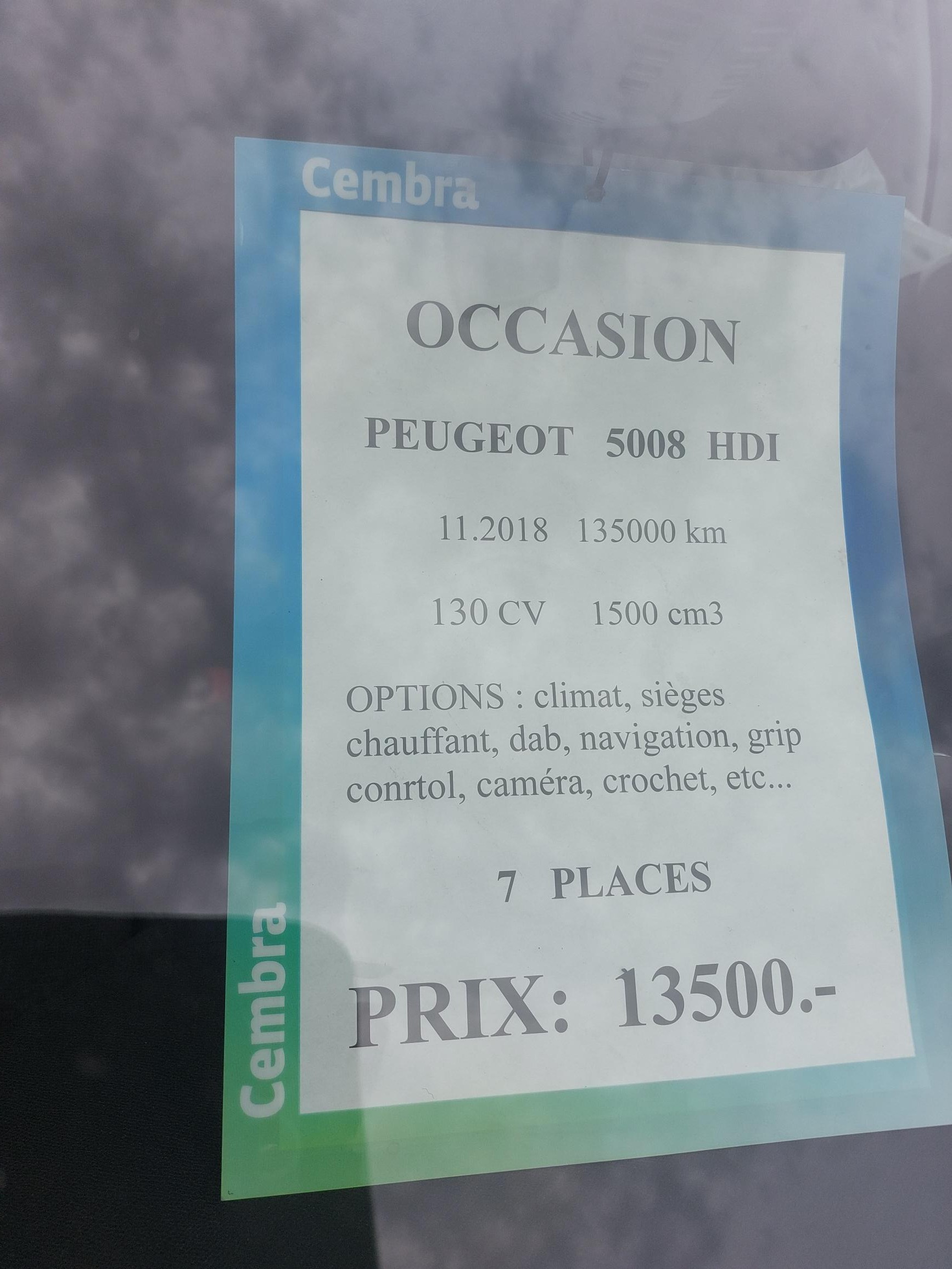 PEUGEOT 5008 1.5 BlueHDi Allure-image-11