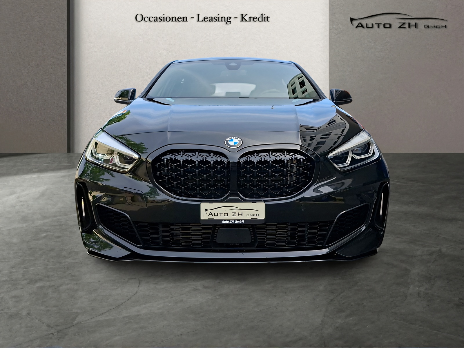 BMW M135i xDrive Steptronic-image-1