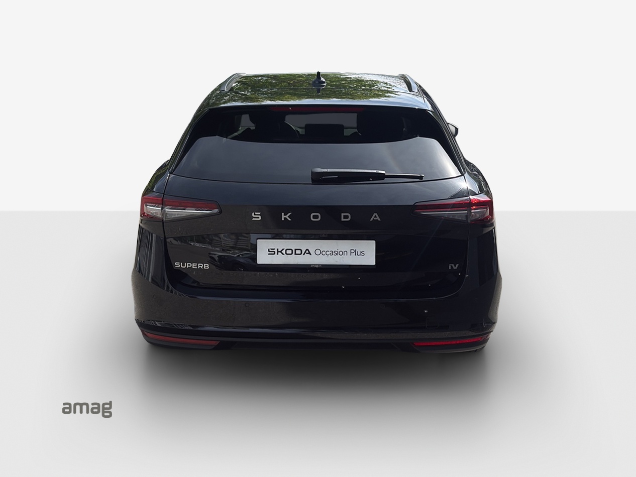 SKODA Superb Combi 1.5 TSI PHEV Selection DSG-showroom-element-3