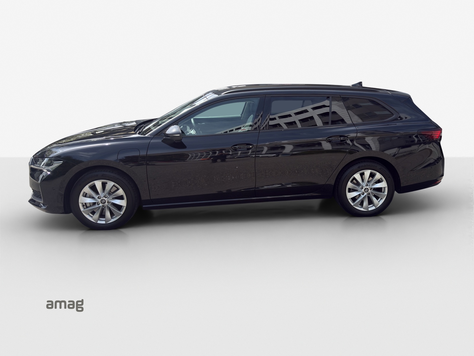 SKODA Superb Combi 1.5 TSI PHEV Selection DSG-showroom-element-1
