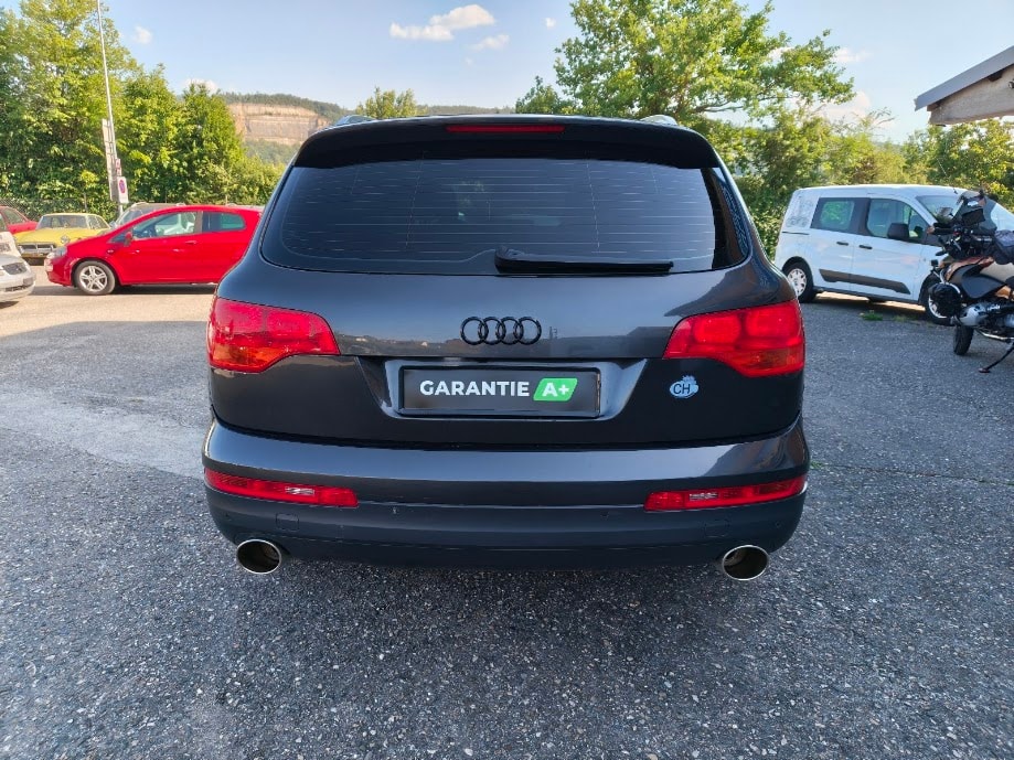 AUDI Q7 3.0 TDI quattro tiptronic-image-12