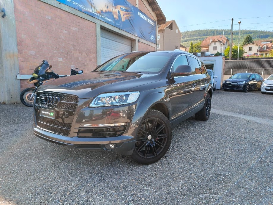 AUDI Q7 3.0 TDI quattro tiptronic