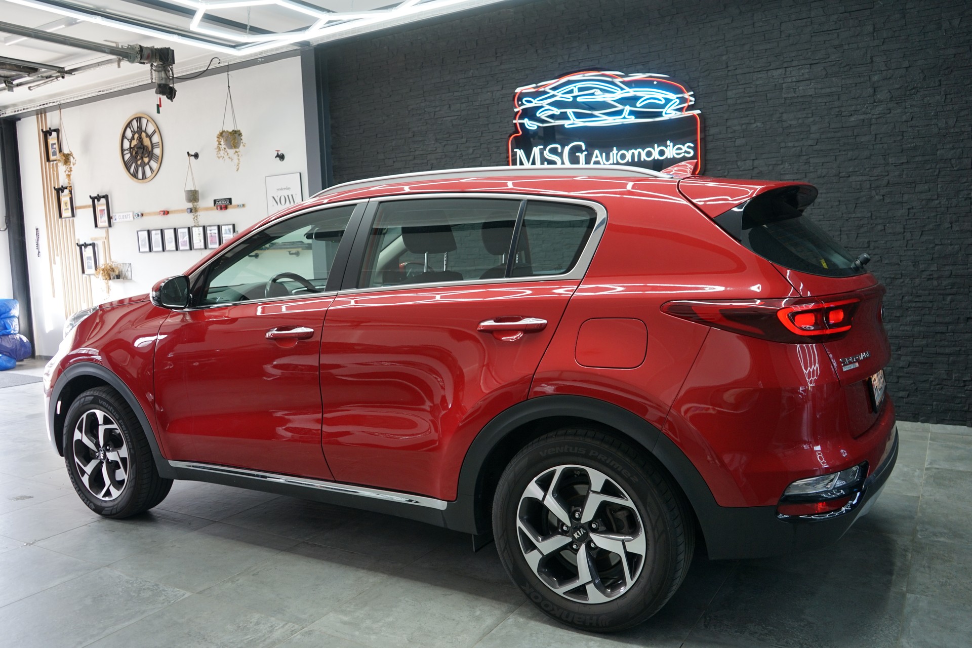 KIA Sportage 1.6 T-GDi Trend 4WD Automat-showroom-element-2