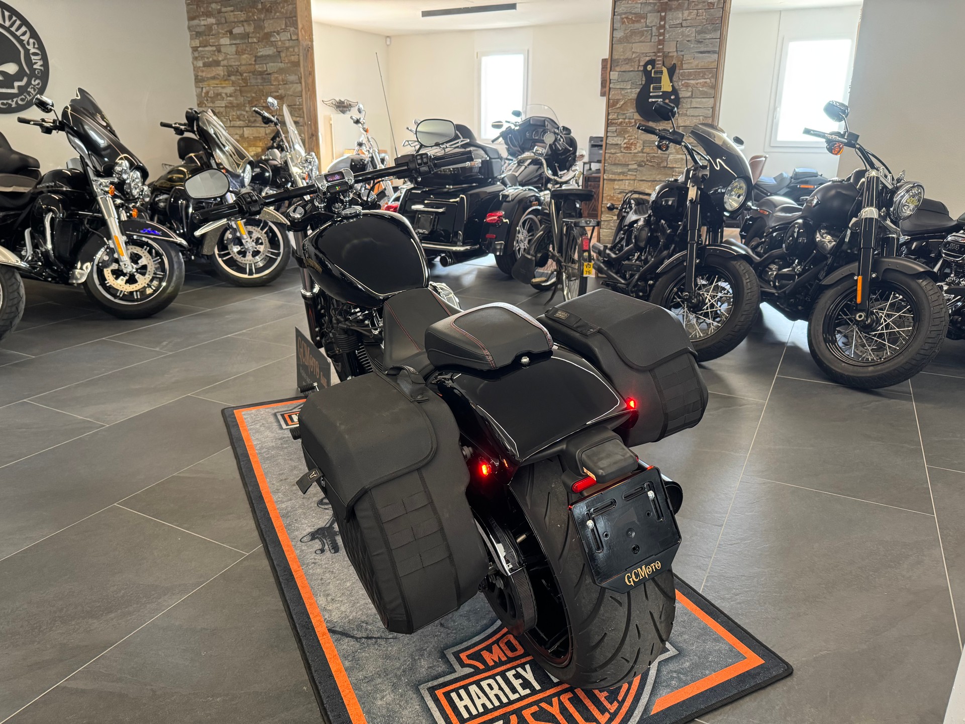 HARLEY-DAVIDSON FXBR Breakout 107 ABS (35kW)-image-7