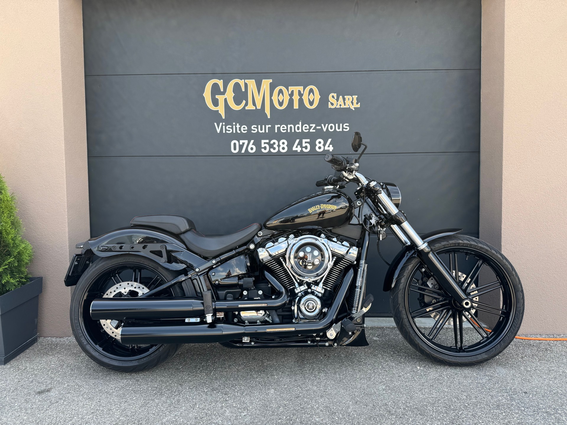 HARLEY-DAVIDSON FXBR Breakout 107 ABS (35kW)-image-0
