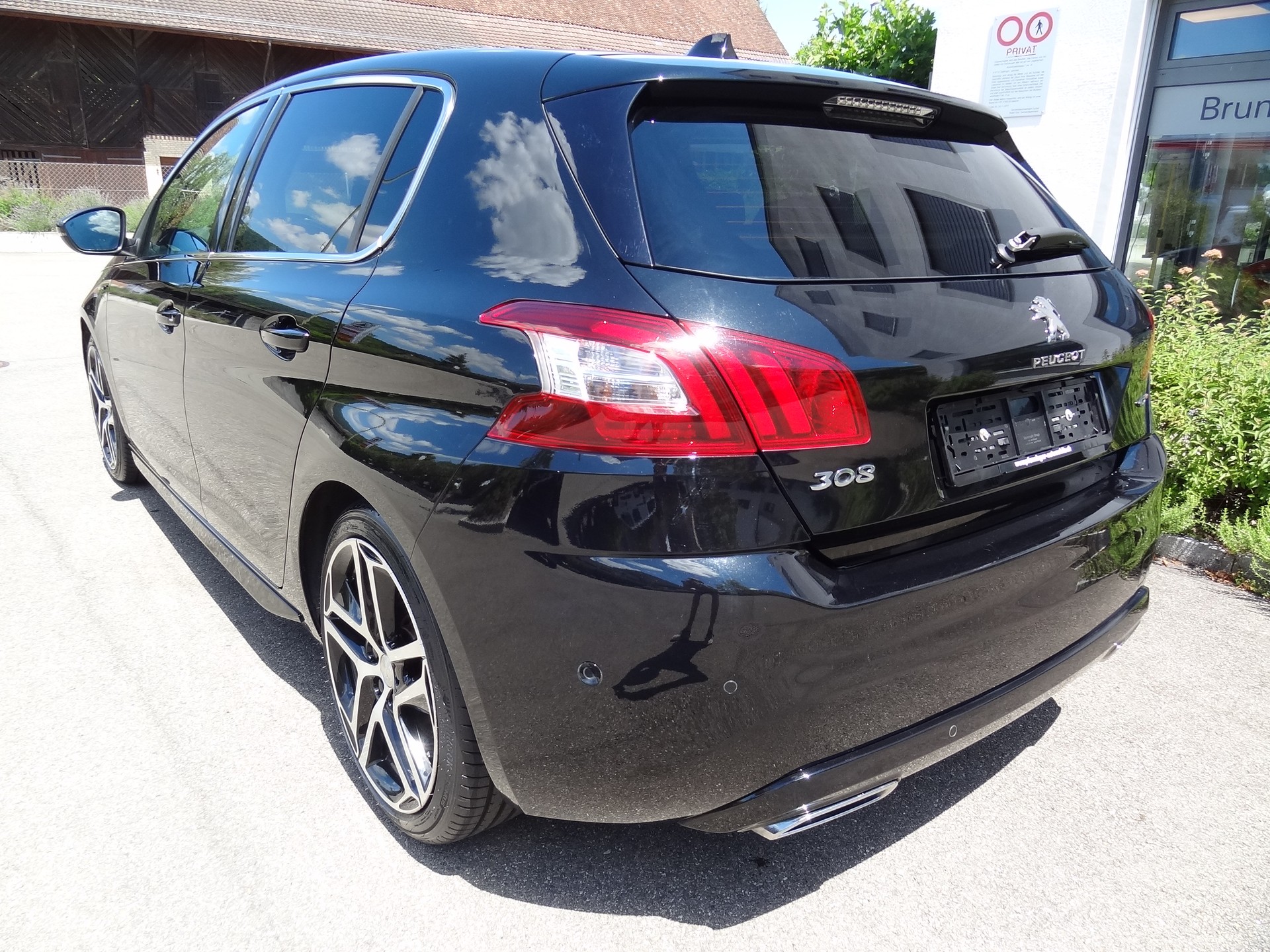 PEUGEOT 308 2.0 BlueHDI GT Automatic-showroom-element-2
