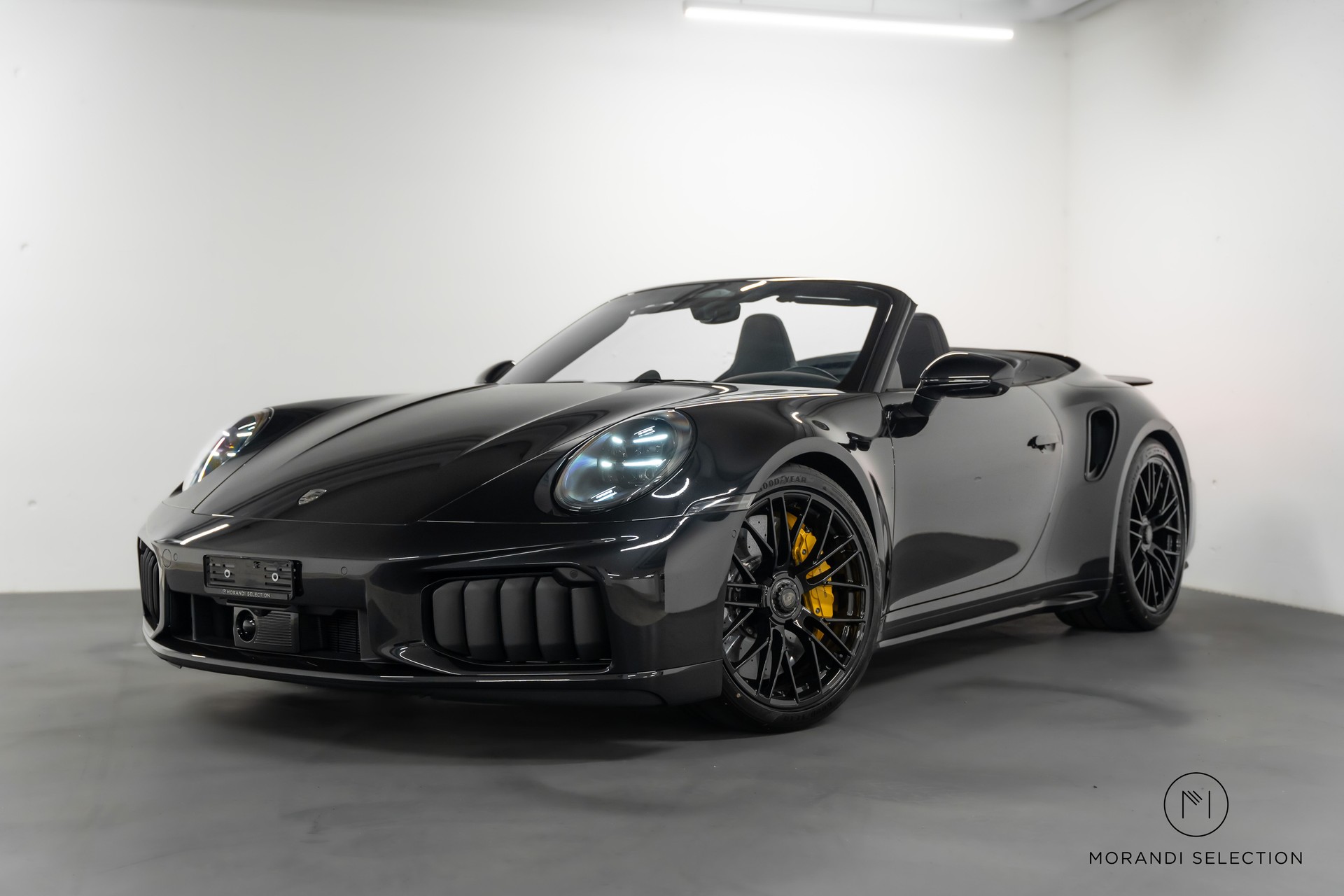 PORSCHE 911 Cabriolet 3.6 Turbo S PDK-showroom-element-2