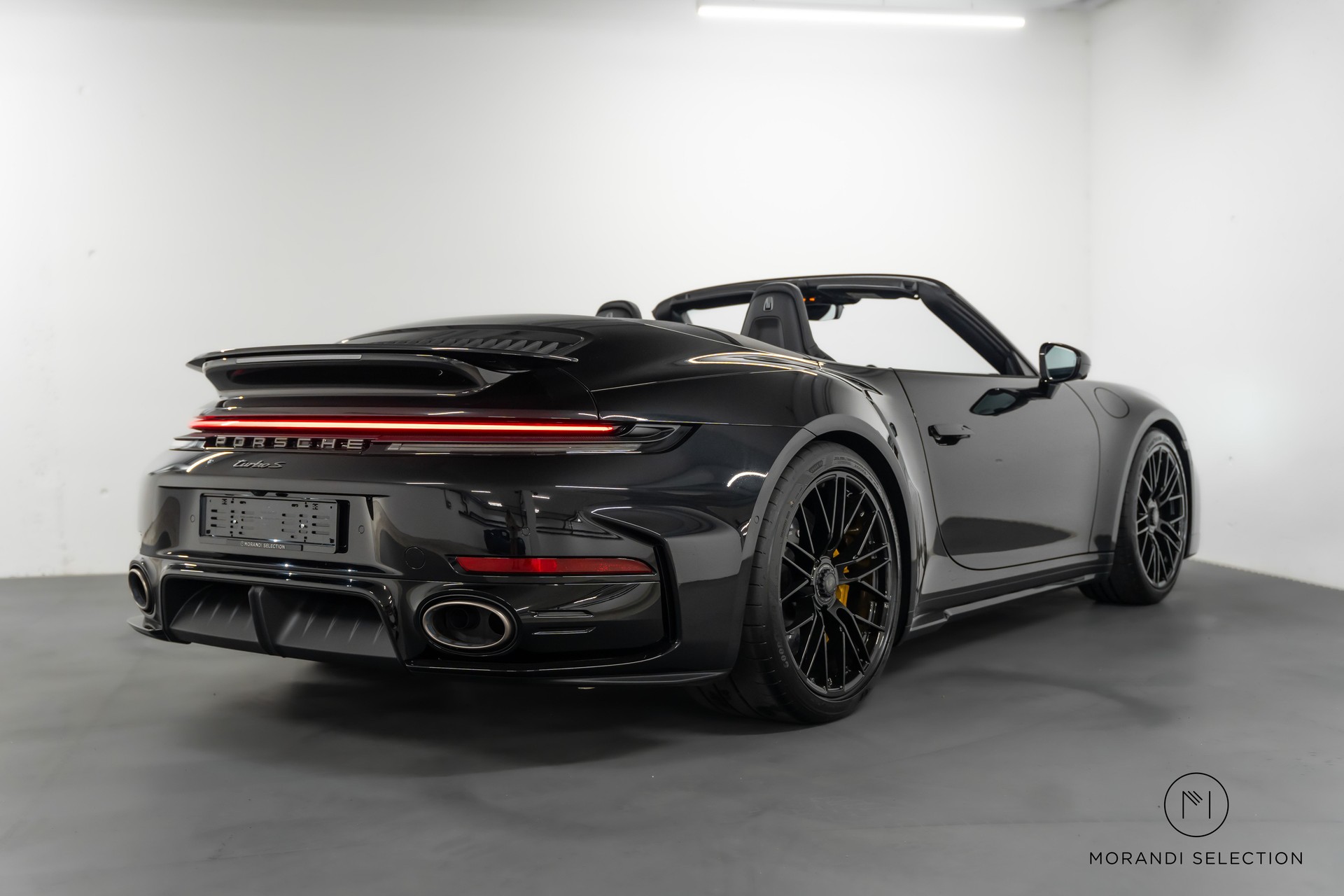 PORSCHE 911 Cabriolet 3.6 Turbo S PDK-showroom-element-3
