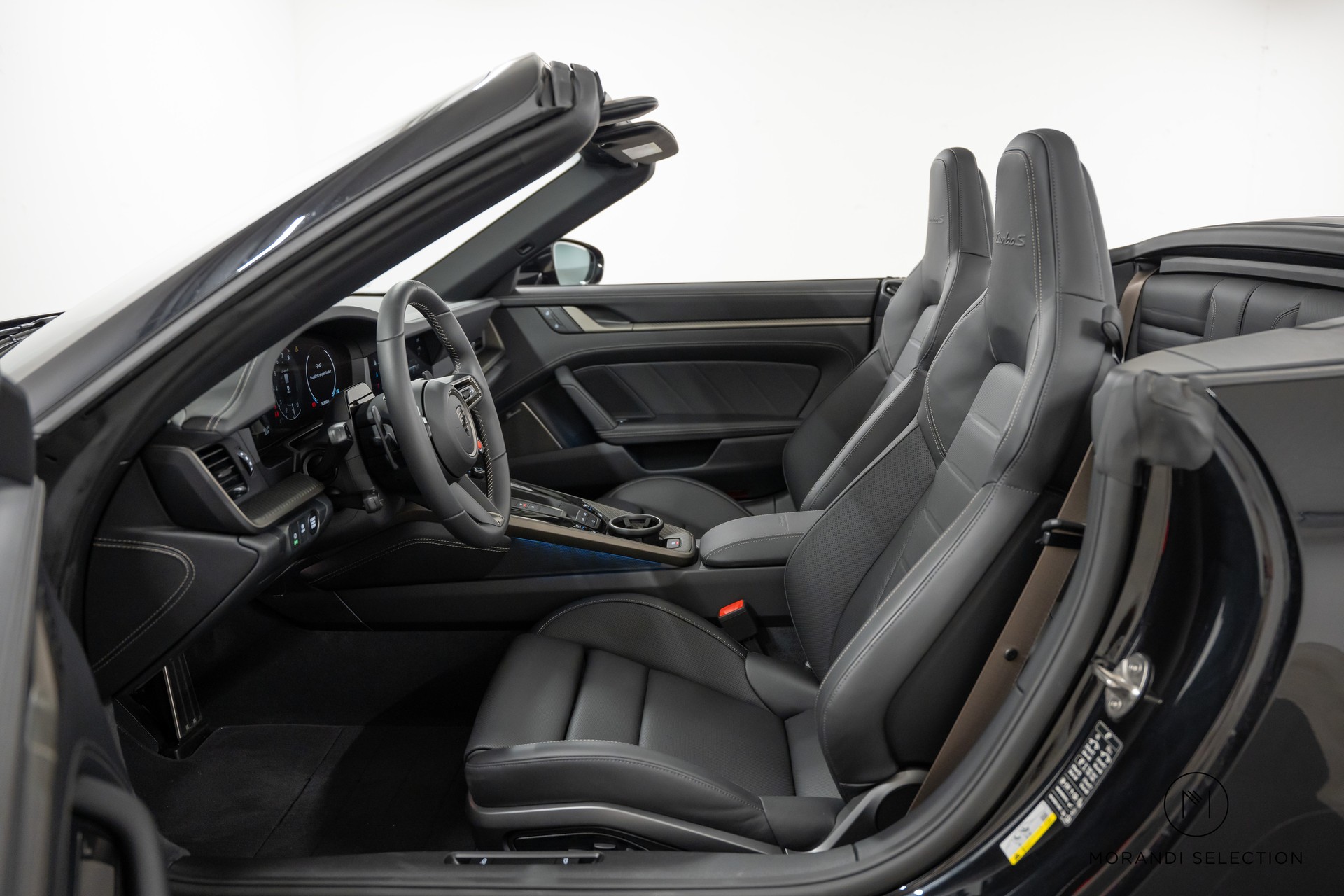 PORSCHE 911 Cabriolet 3.6 Turbo S PDK-image-11