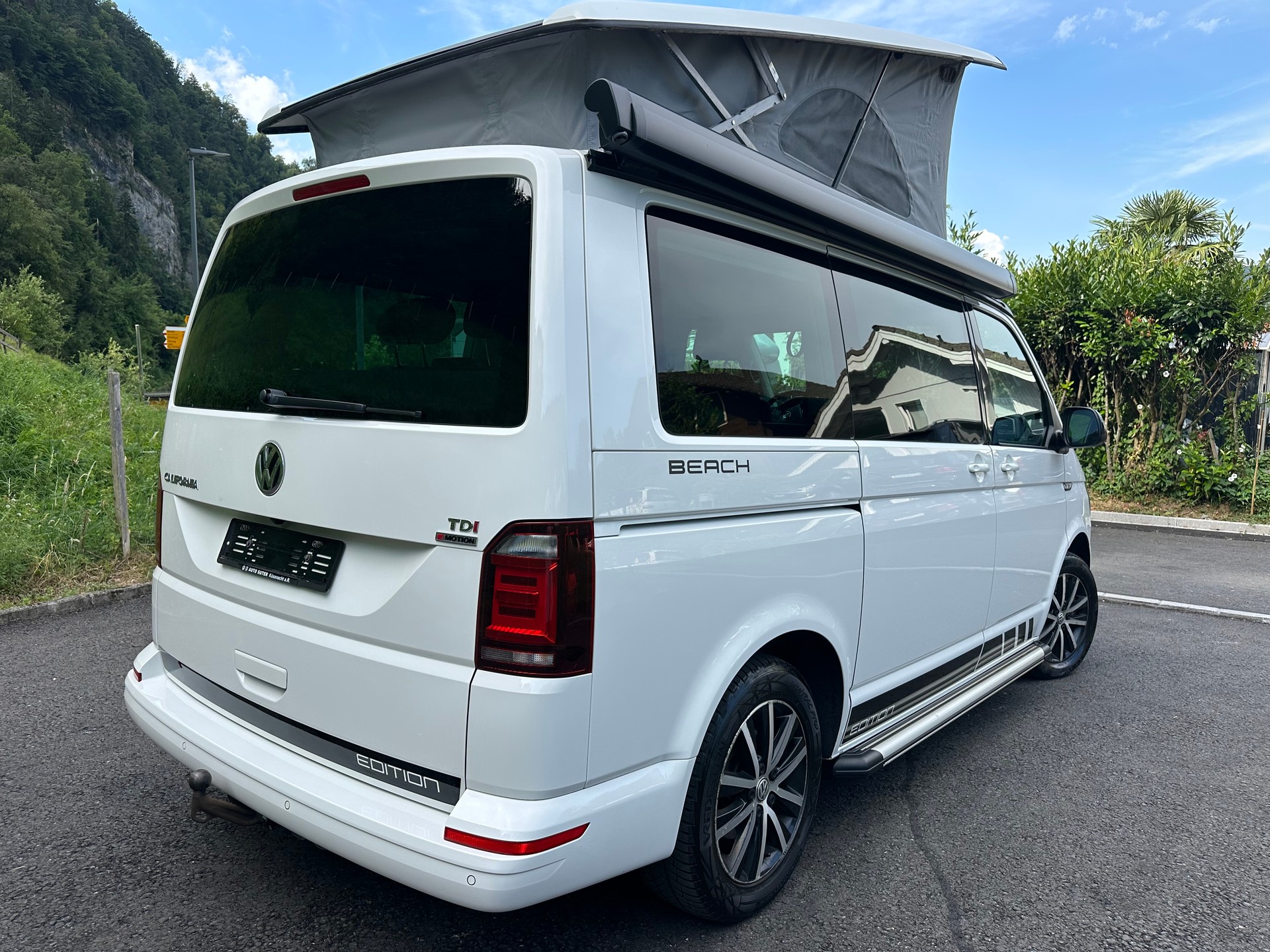 VW California Beach Edition-image-2