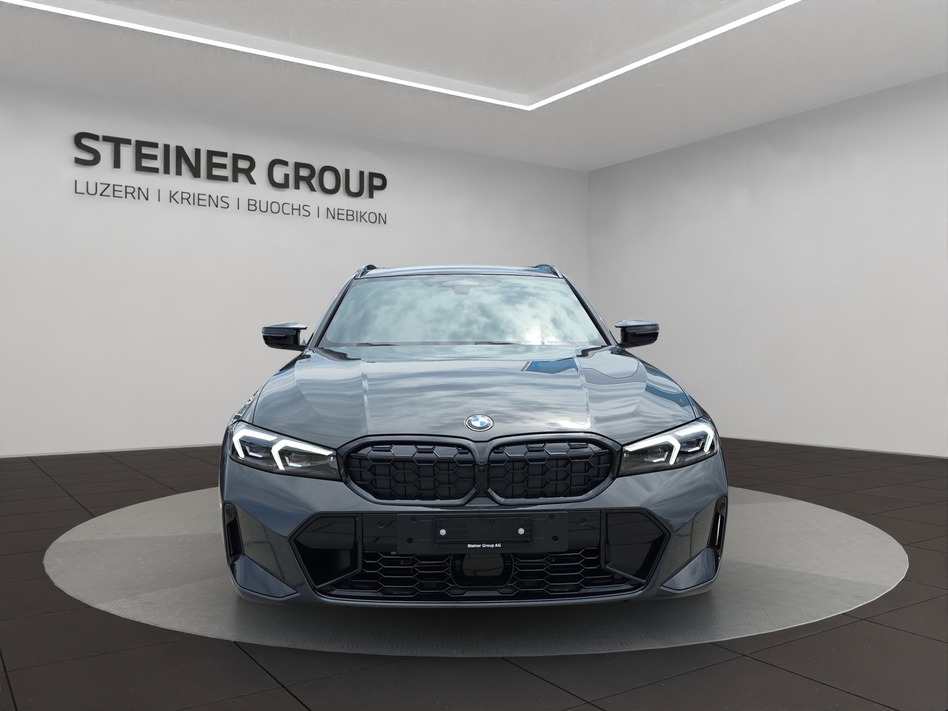 BMW M340i xDrive 48V Touring Steptronic M Sport Pro-showroom-element-1