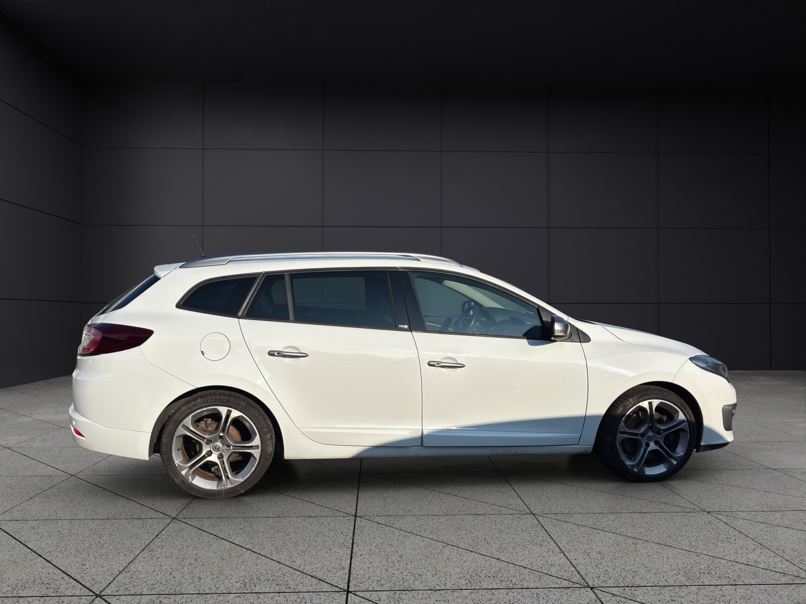 RENAULT Mégane Grandtour 2.0 16V Turbo GT-image-7