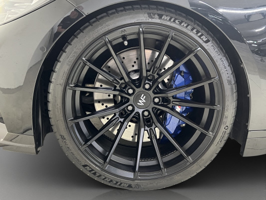 BMW M3 Competition-image-7