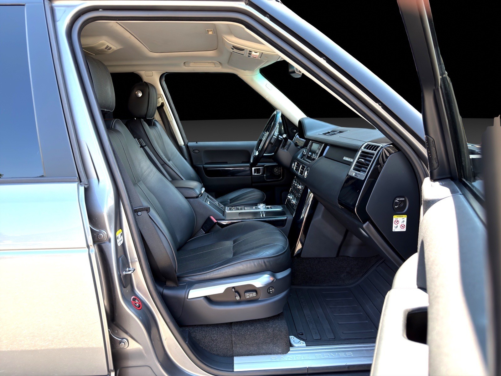 LAND ROVER Range Rover 4.4 TDV8 Vogue Automatic-image-15