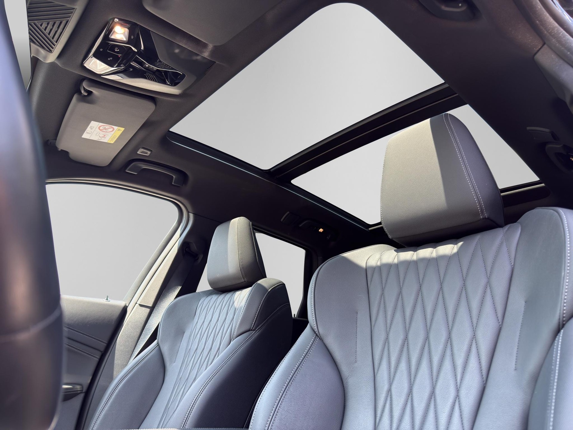 BMW X1 xDrive 30e M Sport-image-10