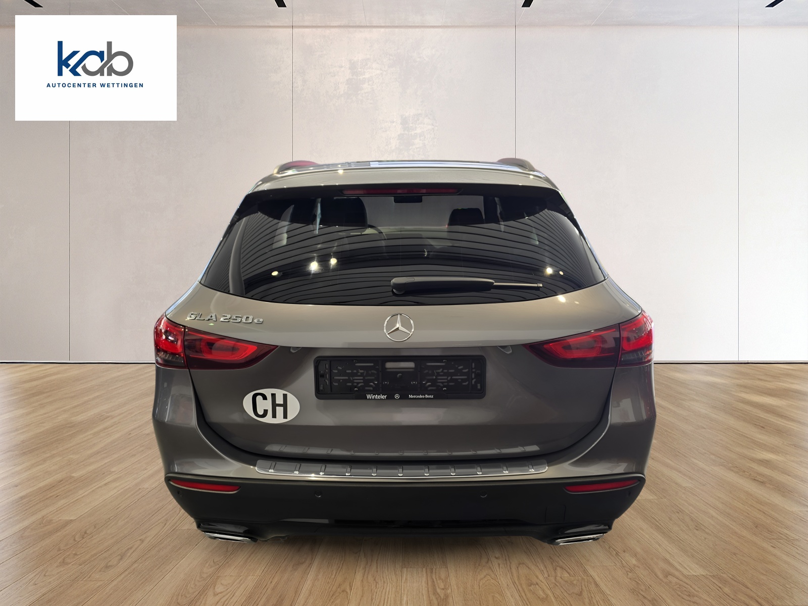 MERCEDES-BENZ GLA 250e Progressive 8G-DCT-image-4