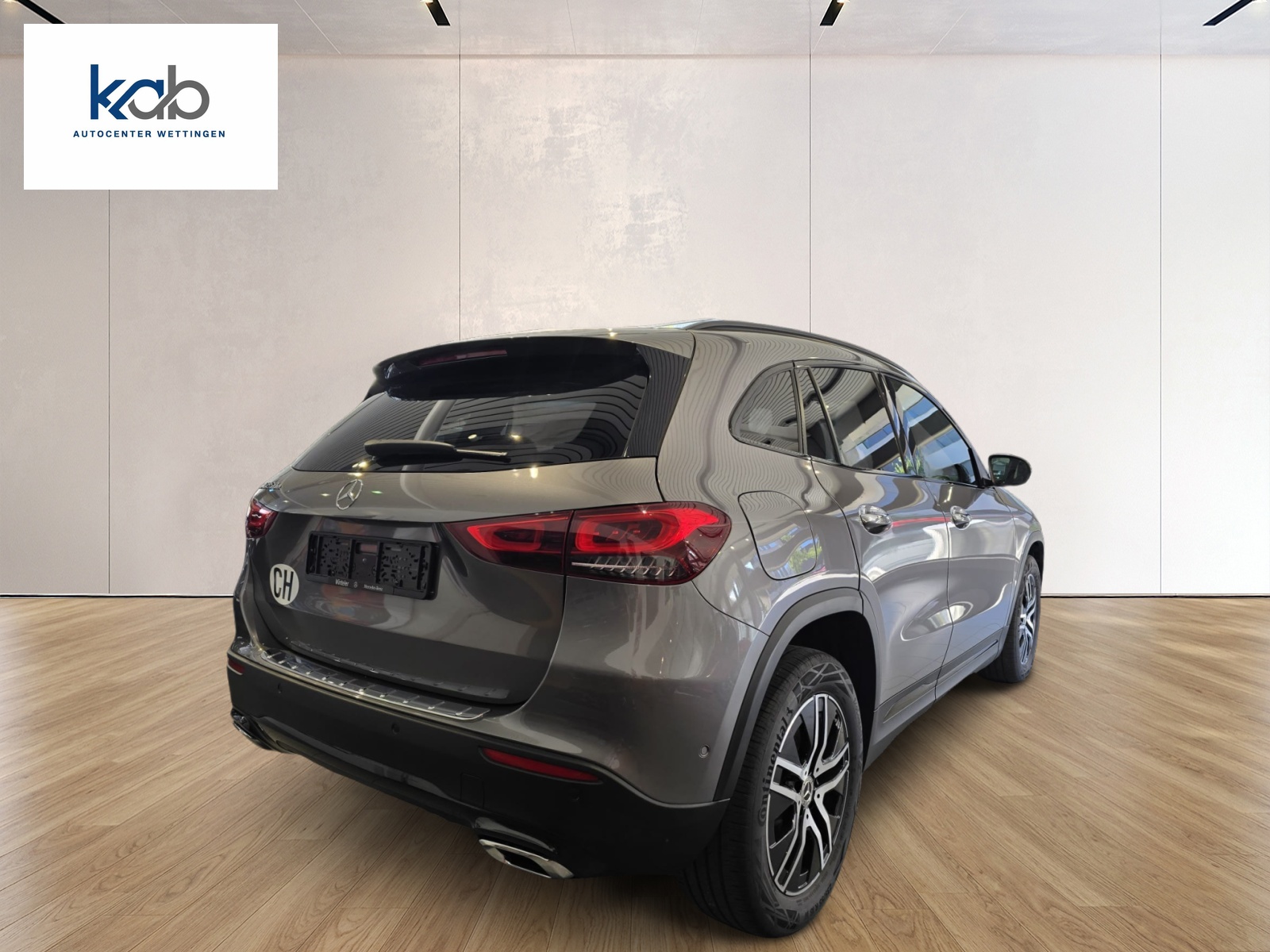 MERCEDES-BENZ GLA 250e Progressive 8G-DCT-showroom-element-3