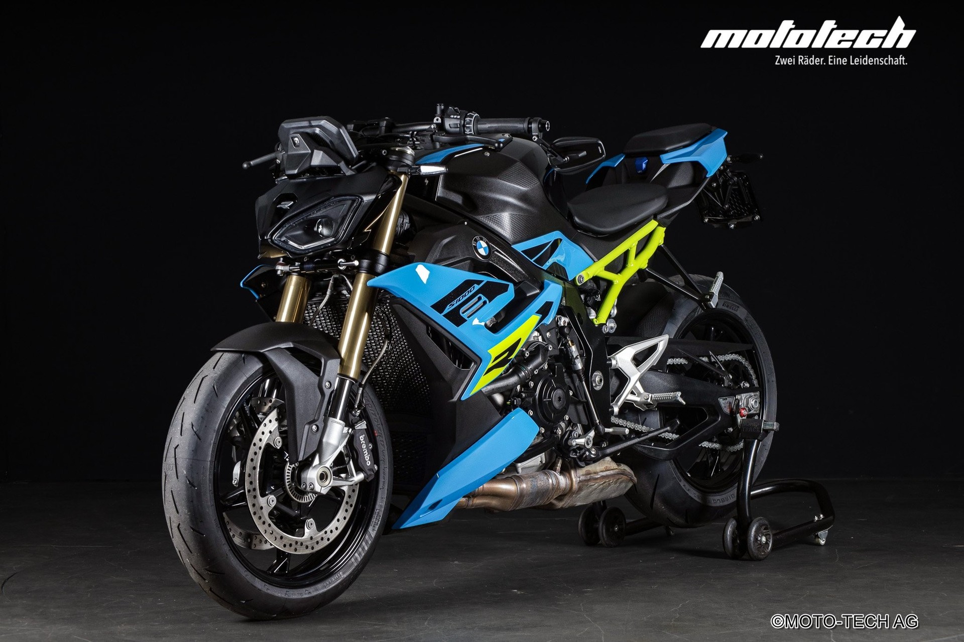 BMW S 1000 R AKRAPOVIC-image-5