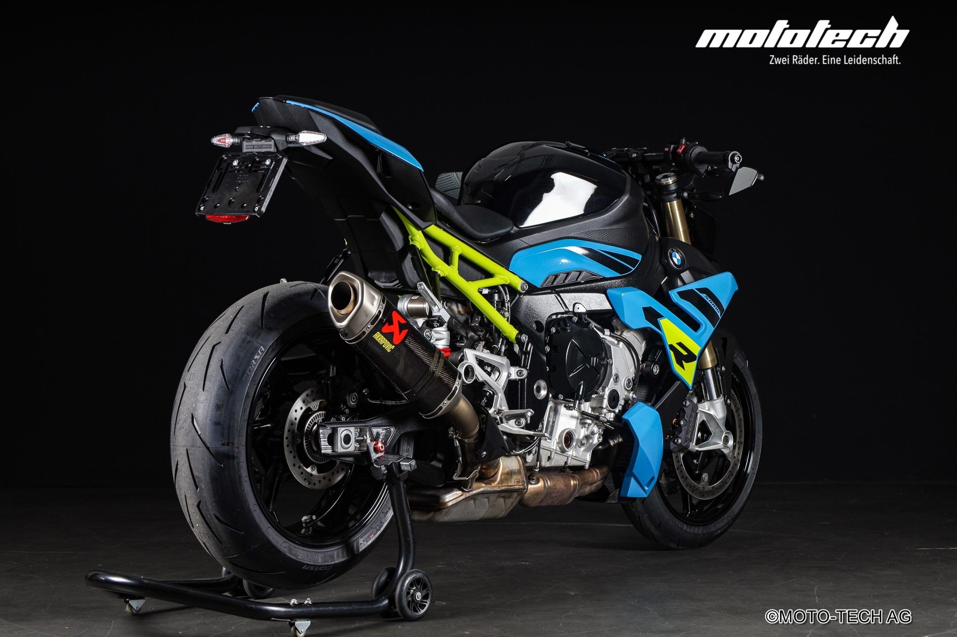 BMW S 1000 R AKRAPOVIC-image-2