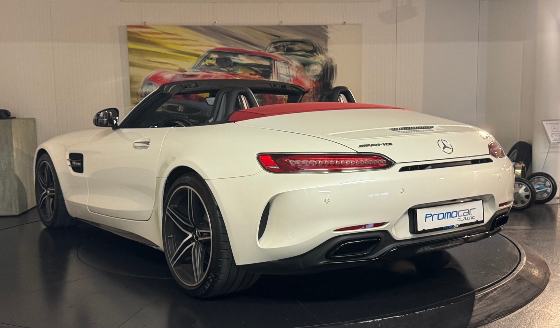 MERCEDES-BENZ AMG GT C Roadster Speedshift DCT-showroom-element-3