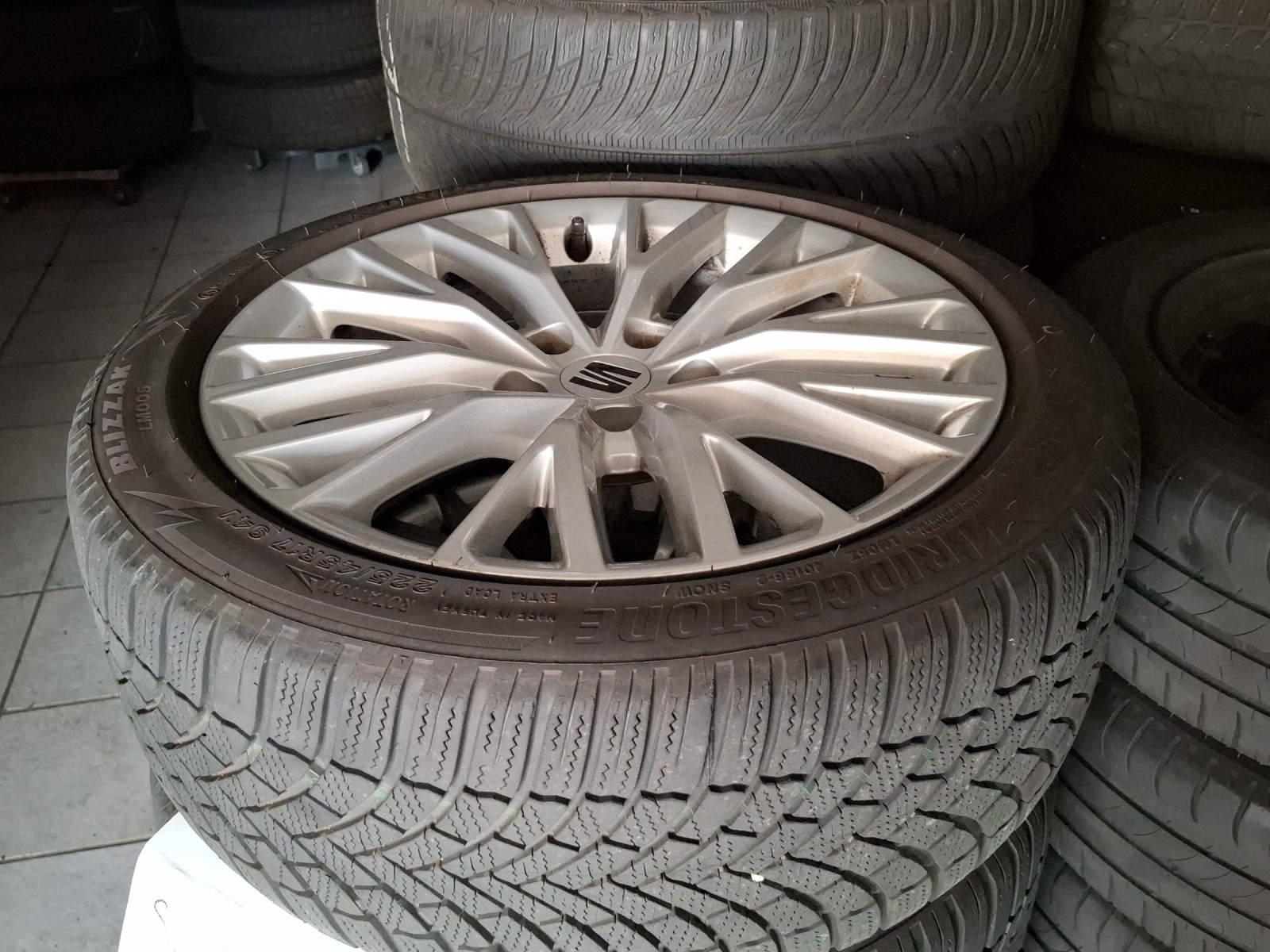 SEAT Leon ST 1.5 Eco TSI ACT Style // 18" Räder // 8-fach bereift-image-15