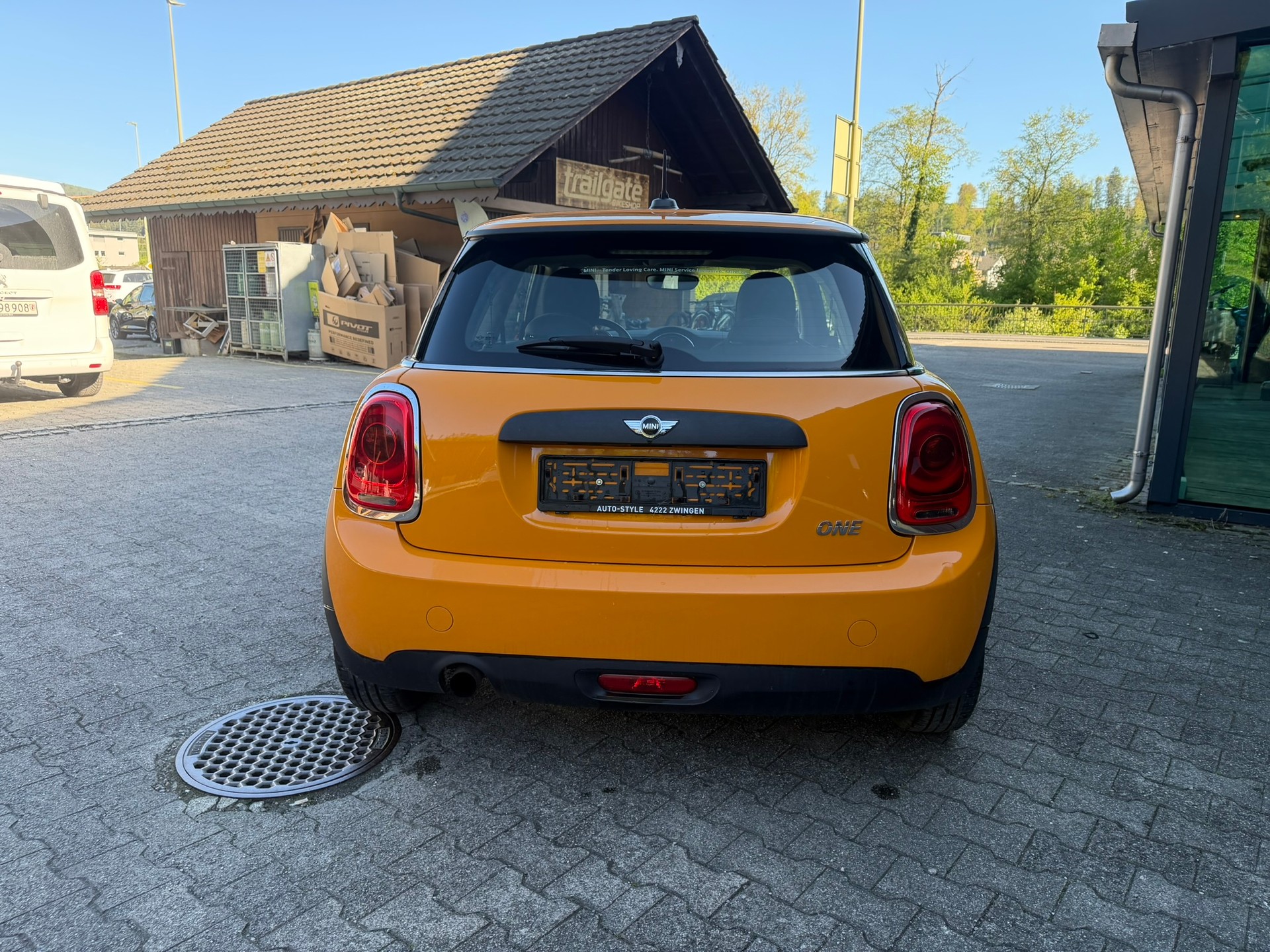 MINI One First Classic Edition-image-4