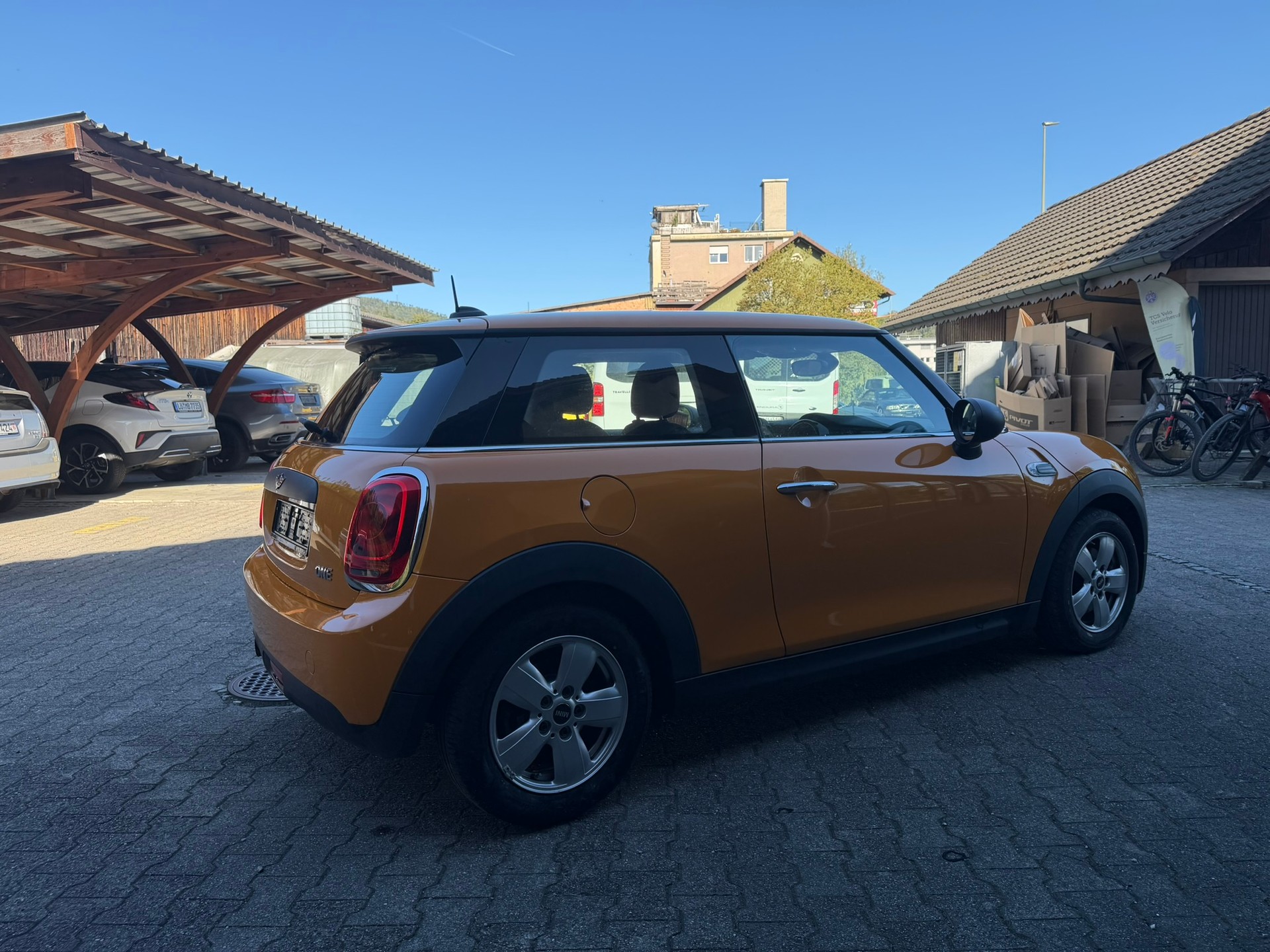 MINI One First Classic Edition-image-3