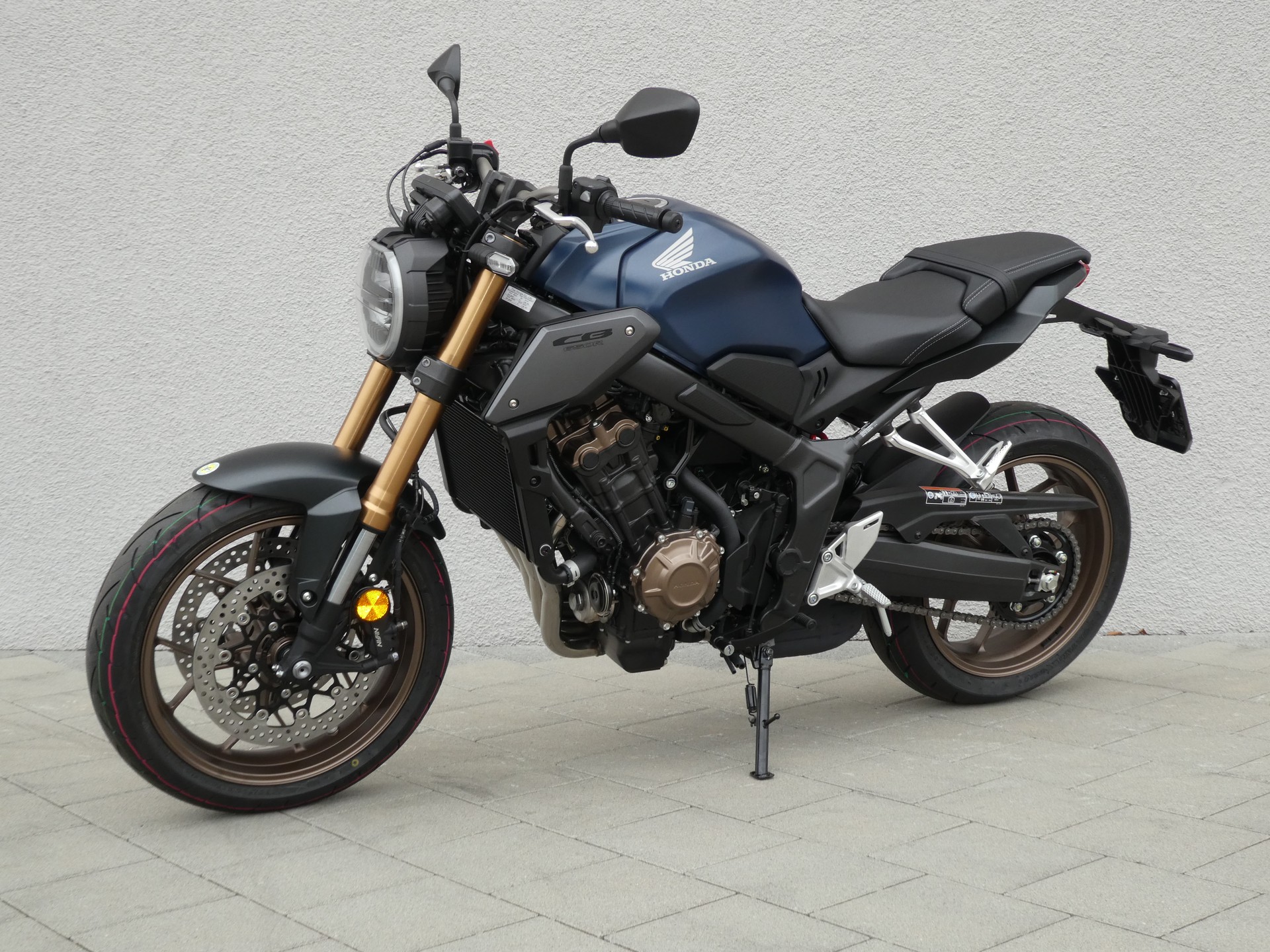 HONDA CB 650 R E-Clutch-image-1