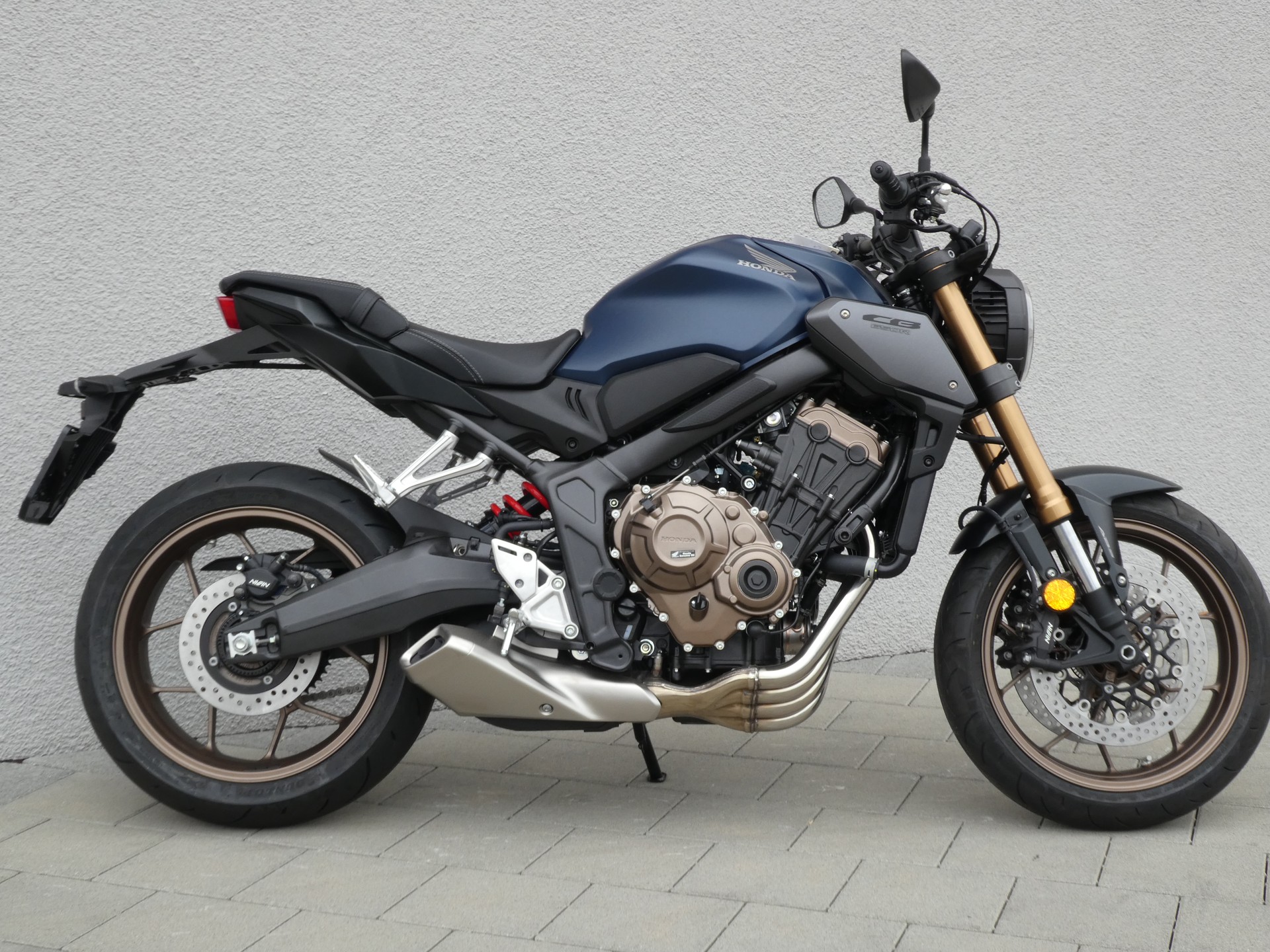 HONDA CB 650 R E-Clutch-image-3