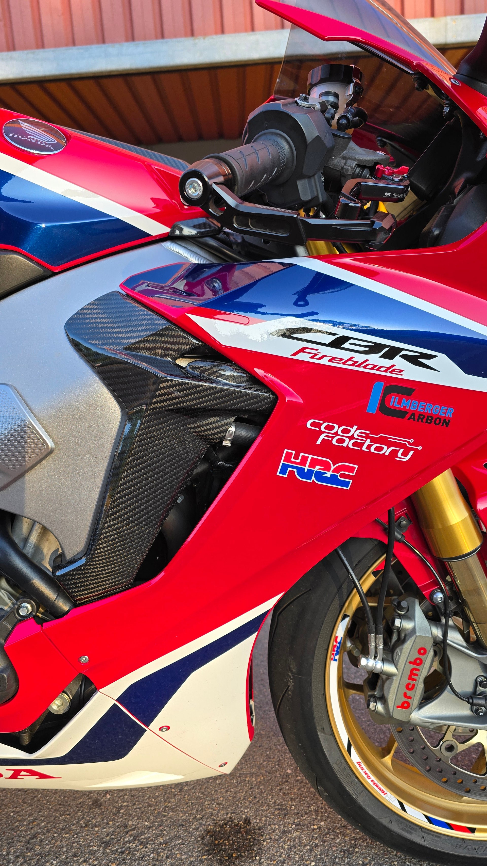 HONDA CBR 1000 SP ABS-image-5