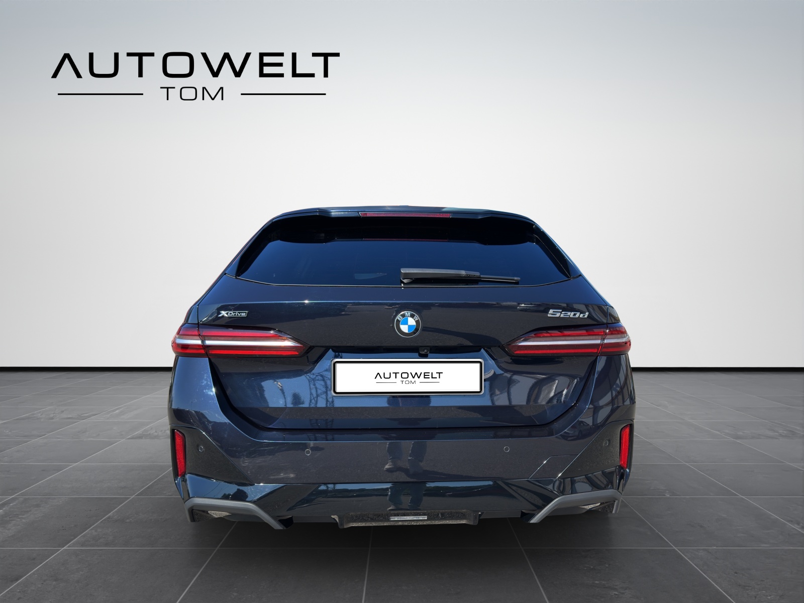 BMW 520d xDrive 48V Touring Pure M Sport Edition *CH* Gratis Service-image-4