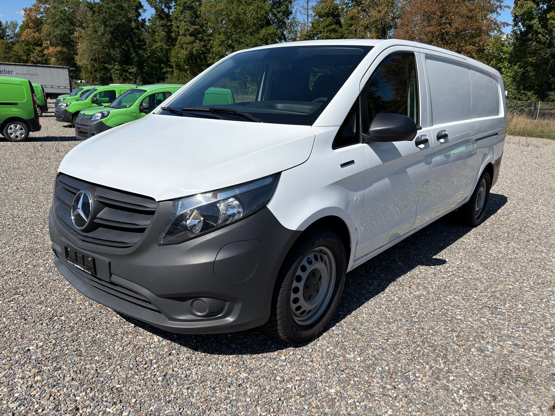 MERCEDES-BENZ eVito 112 Extralang-image-2