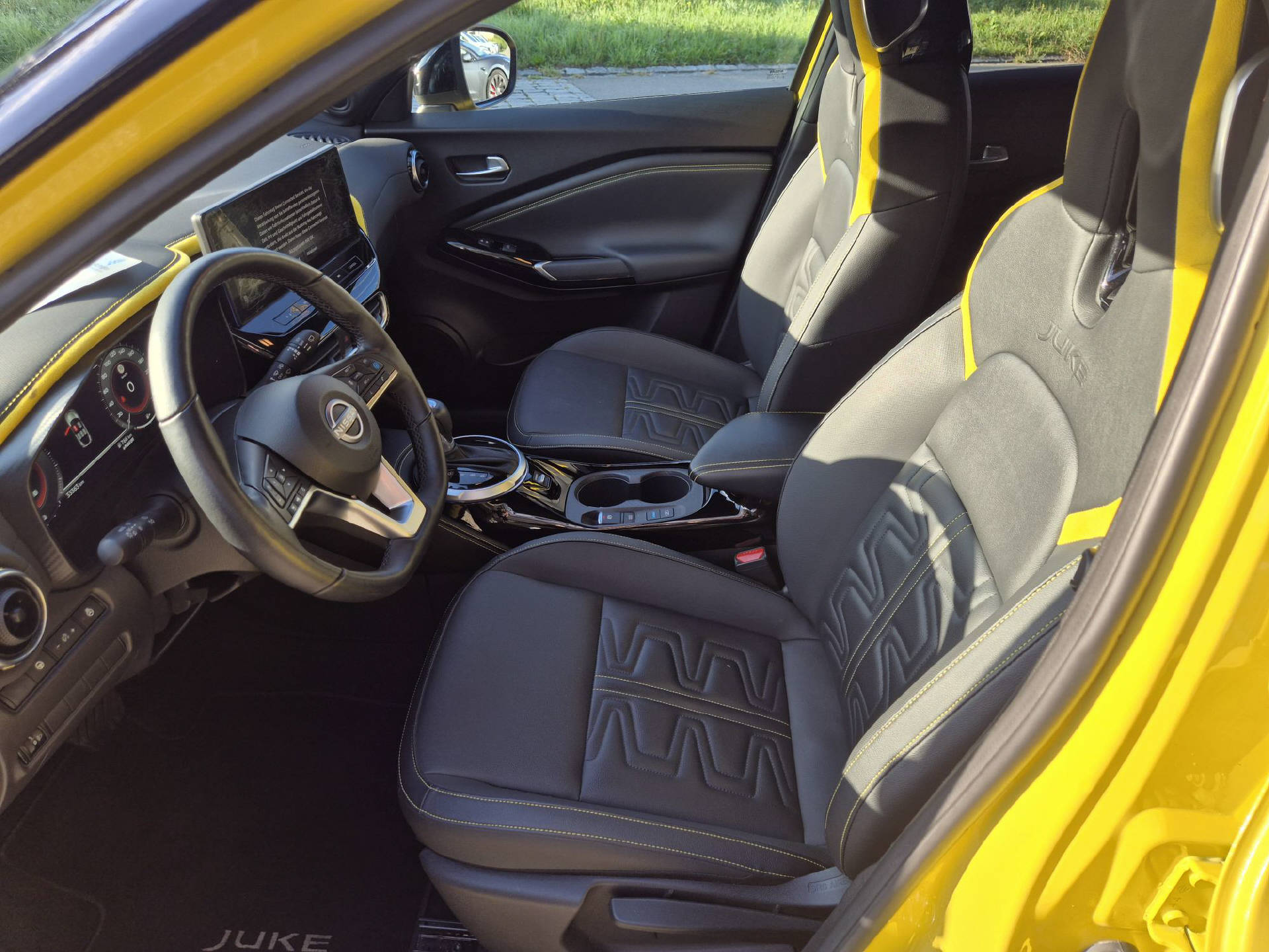 NISSAN Juke 1.6 Hybrid N-Sport-image-8