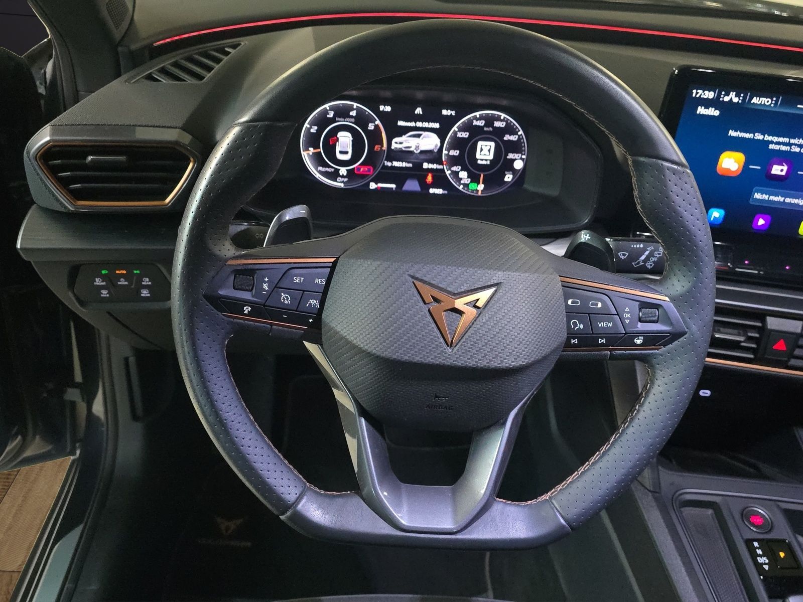 CUPRA Leon LEON ST 2.0 TDI DSG-image-11