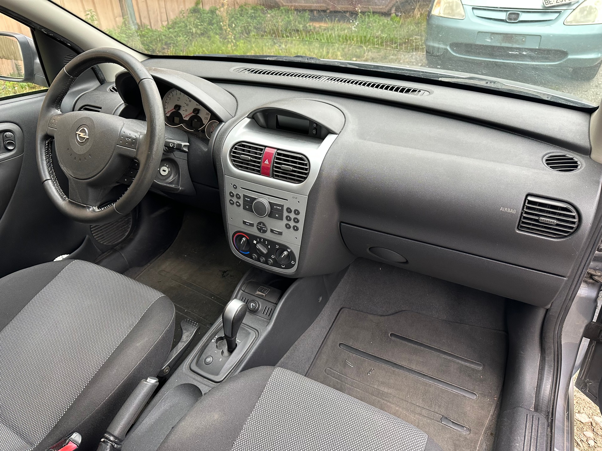 OPEL Corsa 1.4 TP Cosmo FIXPREIS-image-10