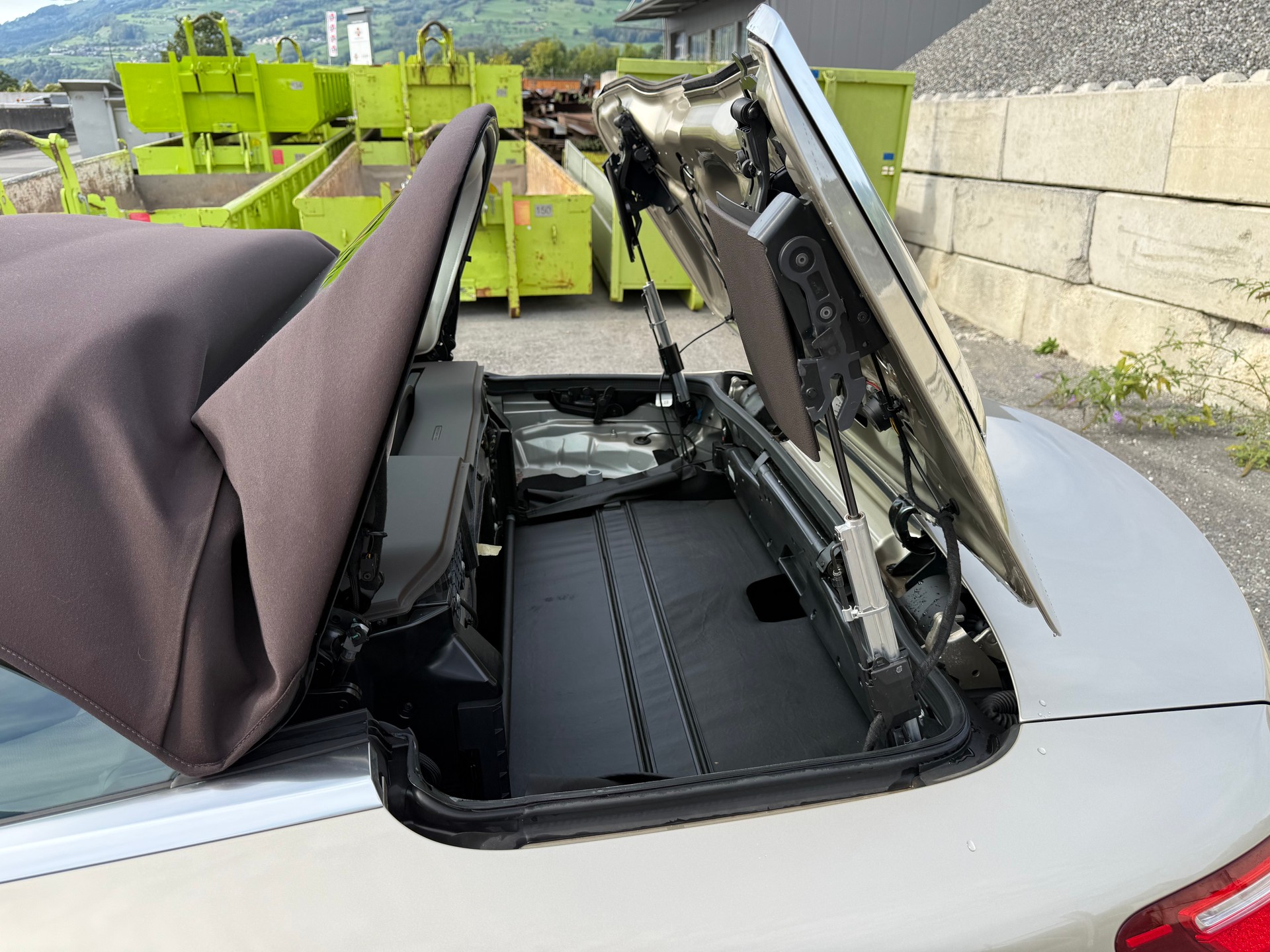 MERCEDES-BENZ E 400 Avantgarde 4matic-image-18