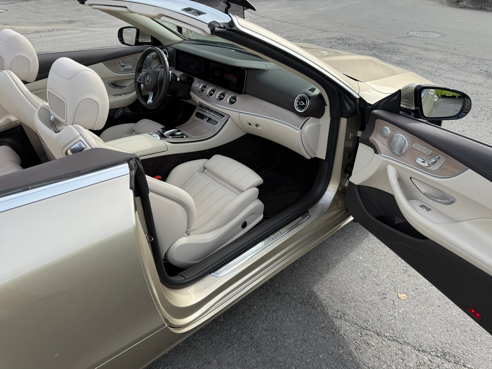 MERCEDES-BENZ E 400 Avantgarde 4matic-image-16