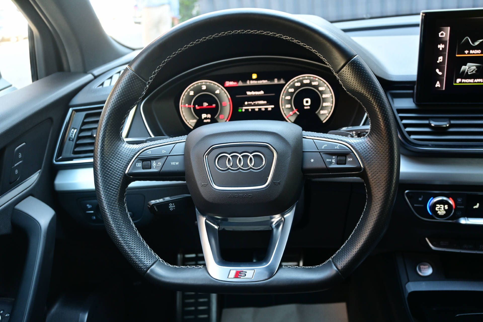 AUDI Q5 40 TDI Sportback S-Line quattro S-Tronic-image-20